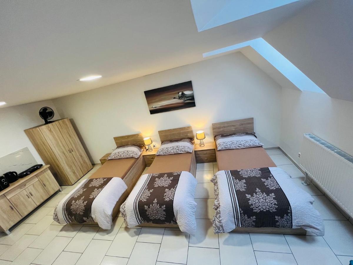 Statek Apartmán *